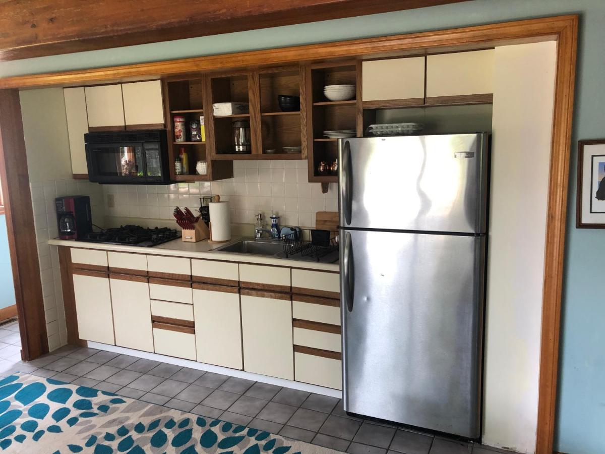 1 Bed Cottage, Partial Waterviews & Water Access Westport Eksteriør billede
